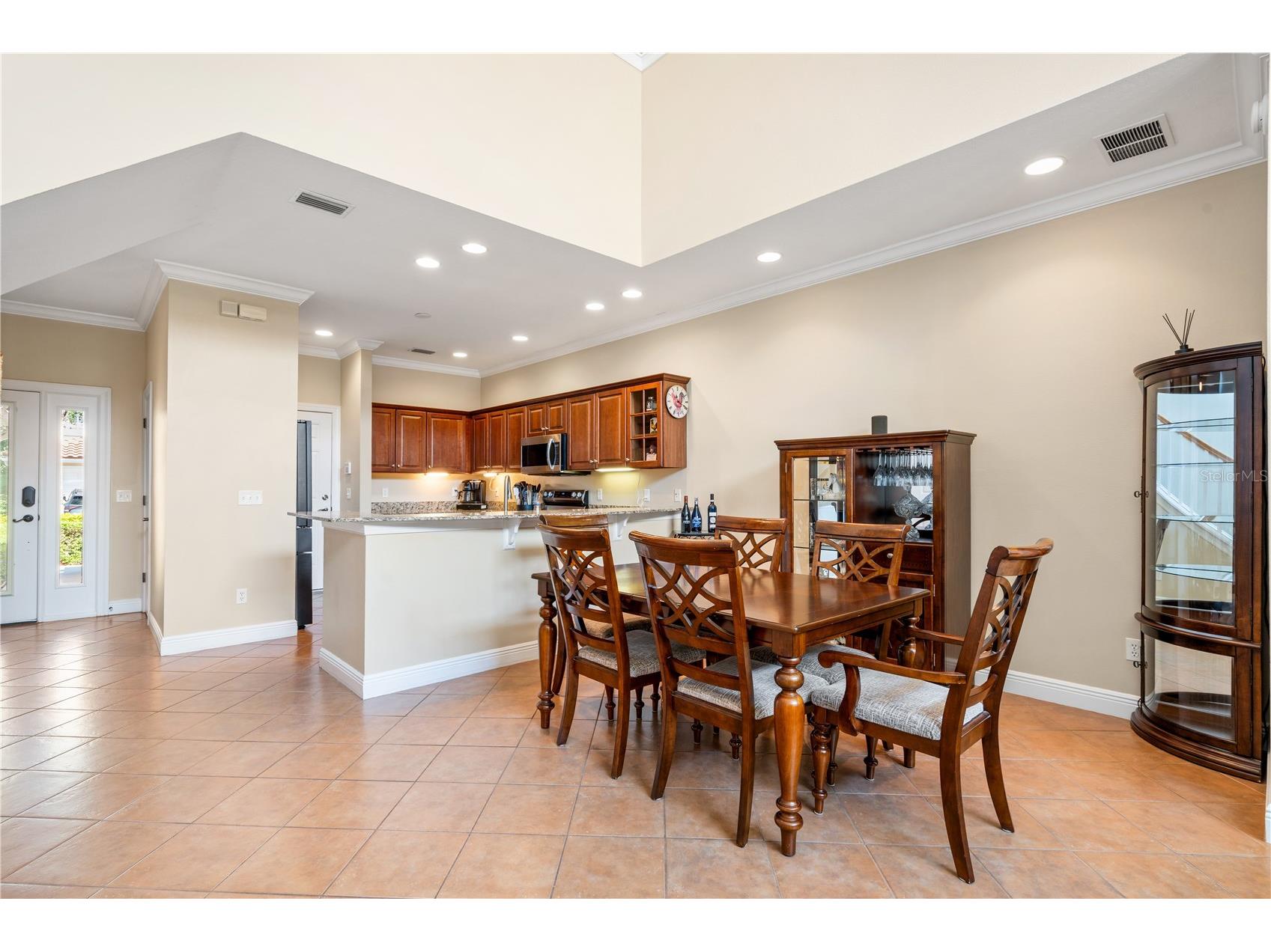 210 Valencia Circle Saint Petersburg FL 33716 TB8508296 image11