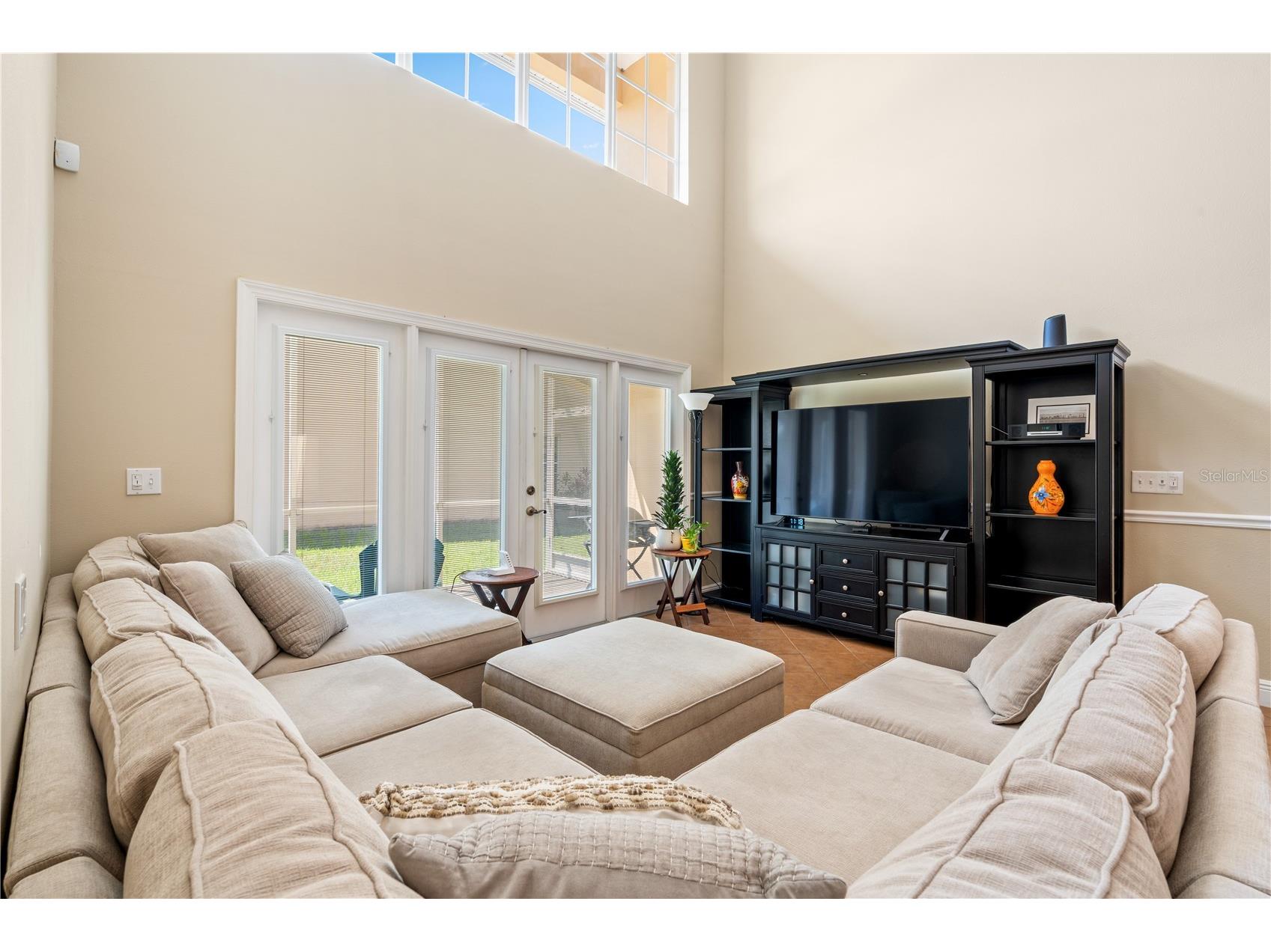 210 Valencia Circle Saint Petersburg FL 33716 TB8508296 image13