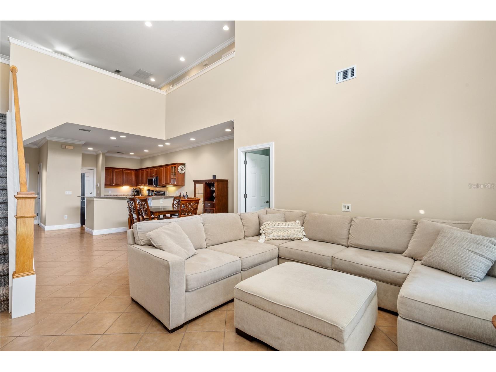 210 Valencia Circle Saint Petersburg FL 33716 TB8508296 image14