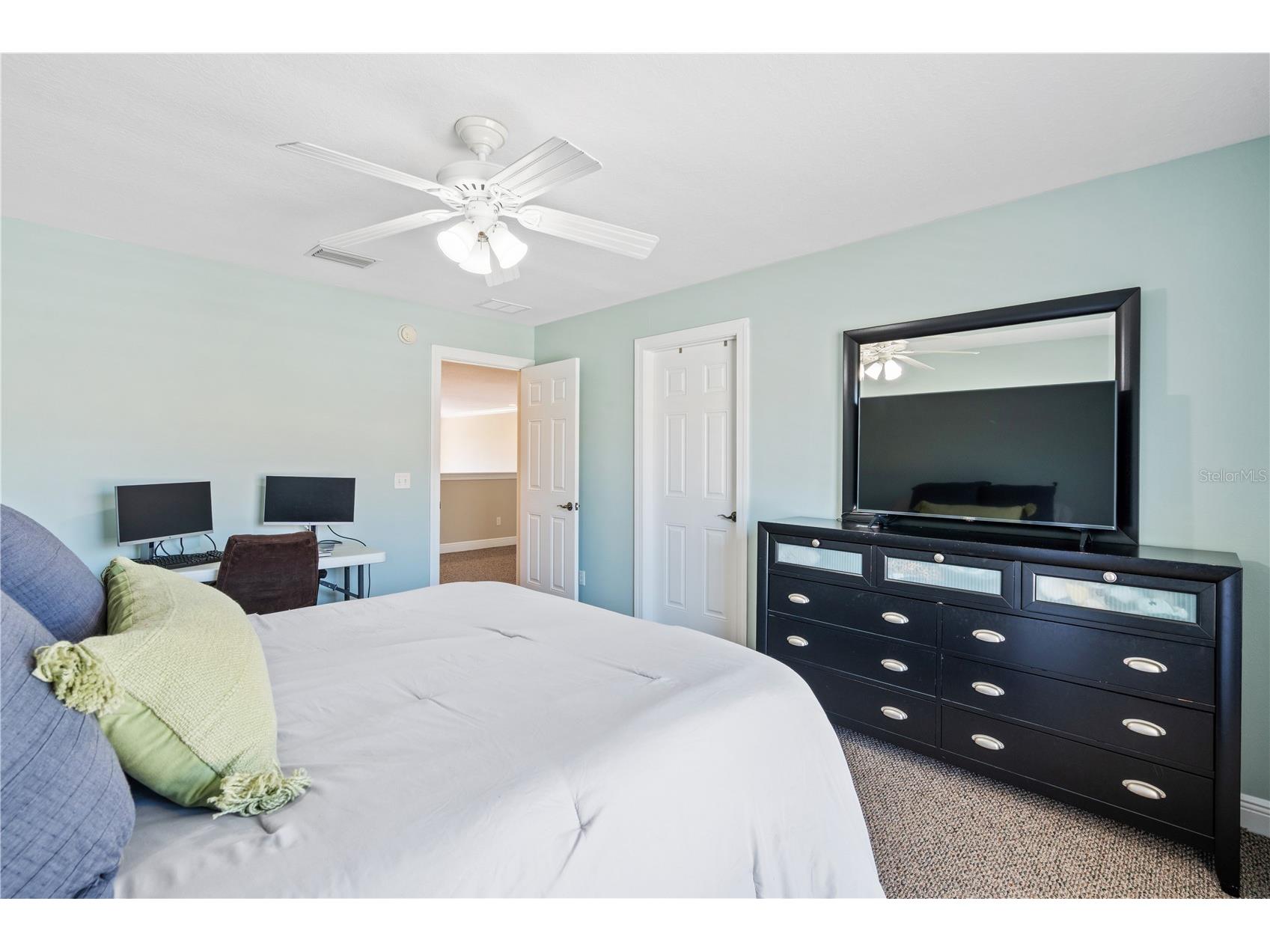 210 Valencia Circle Saint Petersburg FL 33716 TB8508296 image30