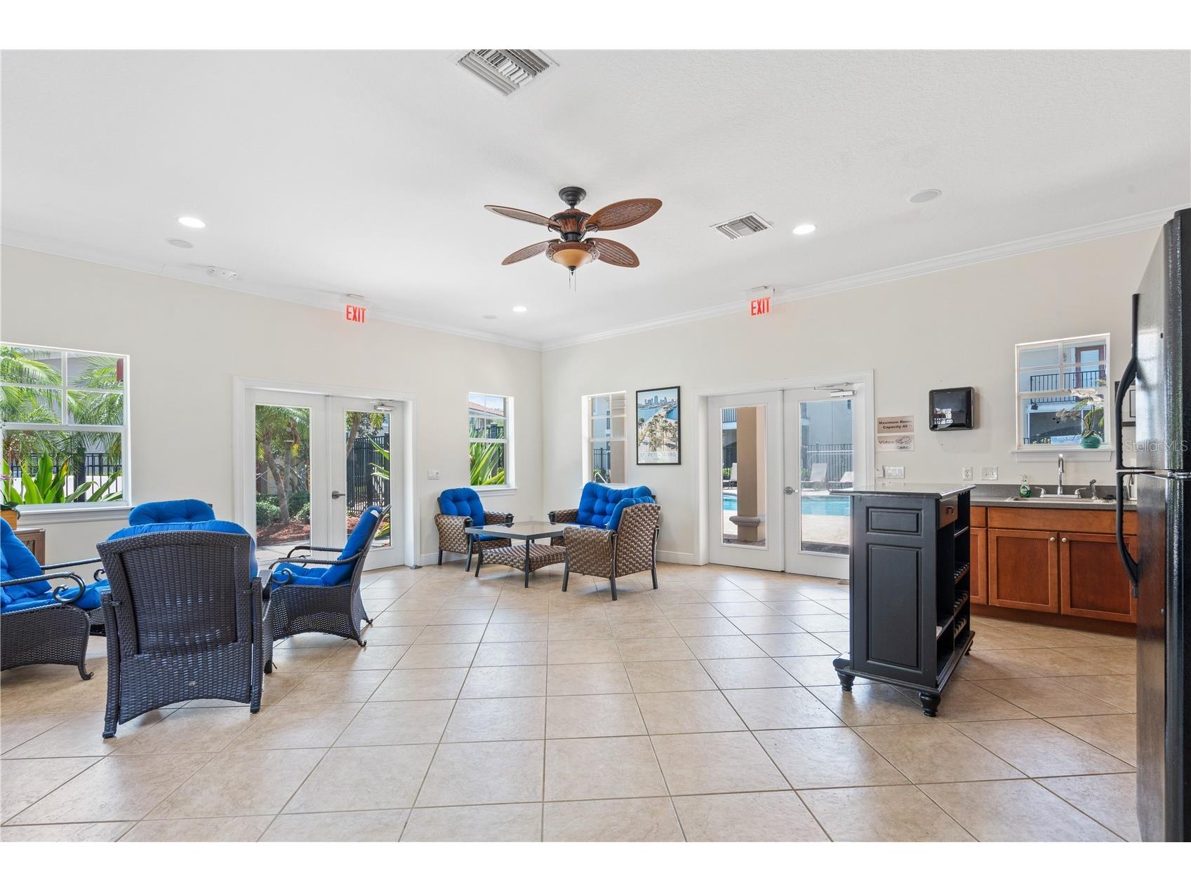 210 Valencia Circle Saint Petersburg FL 33716 TB8508296 image35