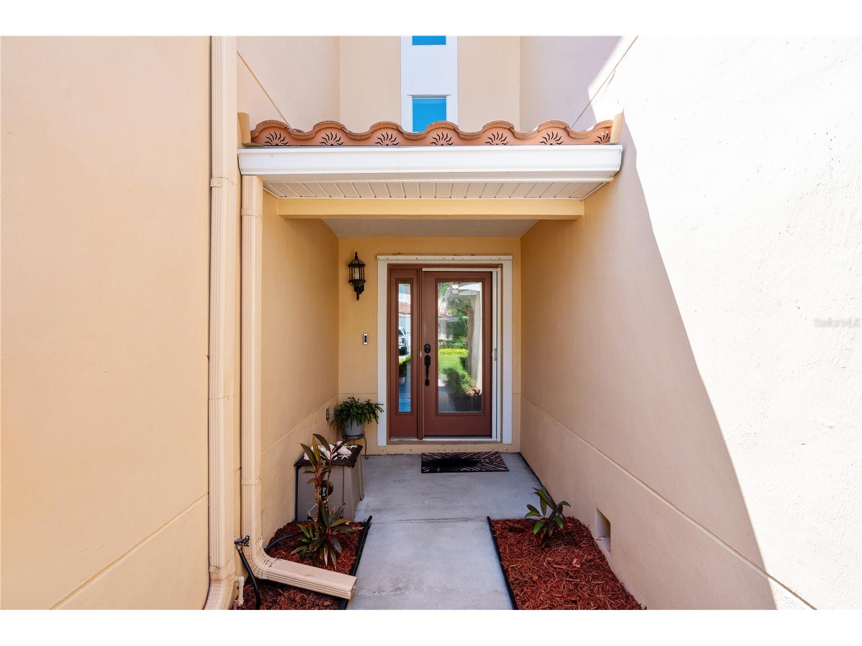 210 Valencia Circle Saint Petersburg FL 33716 TB8508296 image4