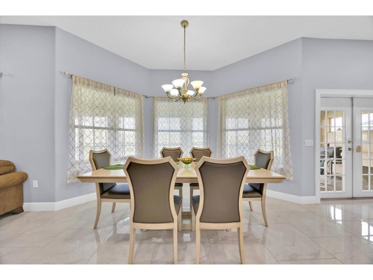 210 Vista Loop Davenport FL 33897 O6381203 image15