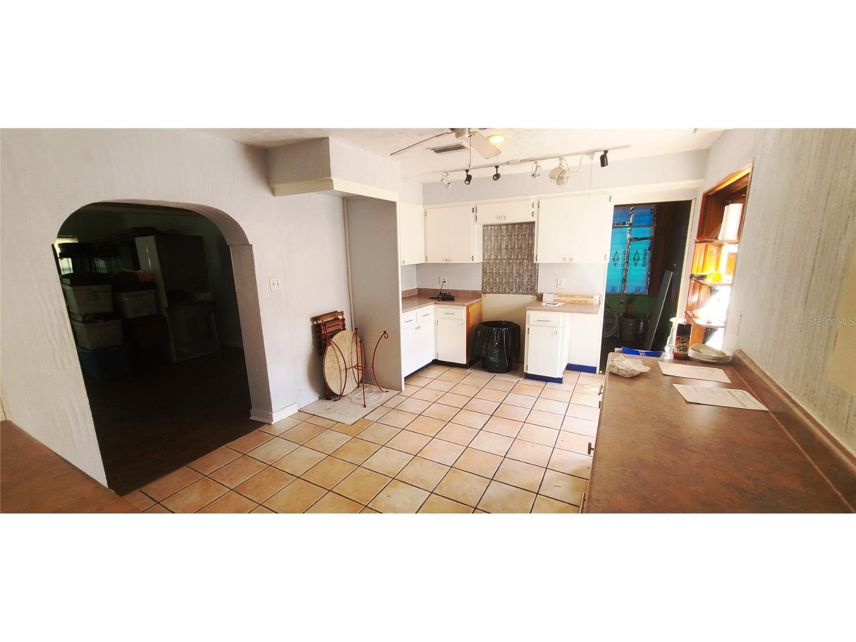 210 W Linebaugh Avenue Tampa FL 33612 TB8454545 image10