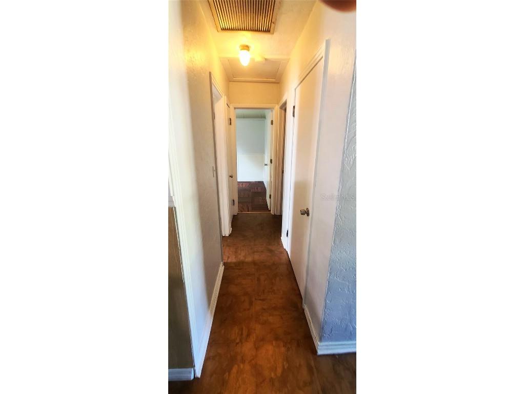 210 W Linebaugh Avenue Tampa FL 33612 TB8454545 image19