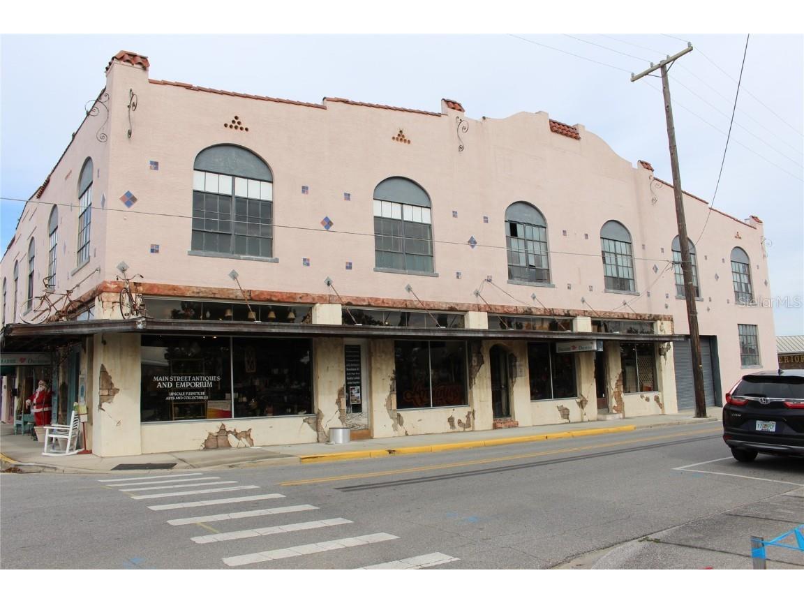 210 W Magnolia Street Leesburg FL 34748 O6133324 image1