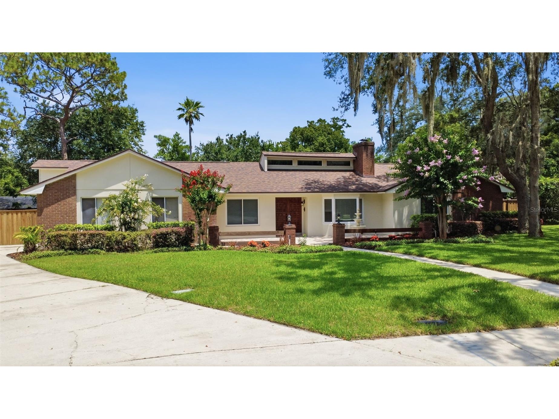 210 W Ridgewood Court Longwood FL 32779 O6424253 image1