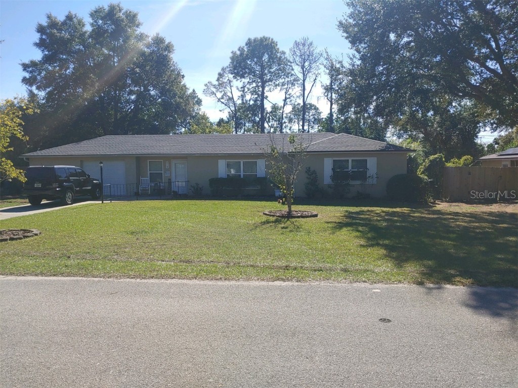 210 W Seminole Avenue Eustis FL 32726 O6160965 image1