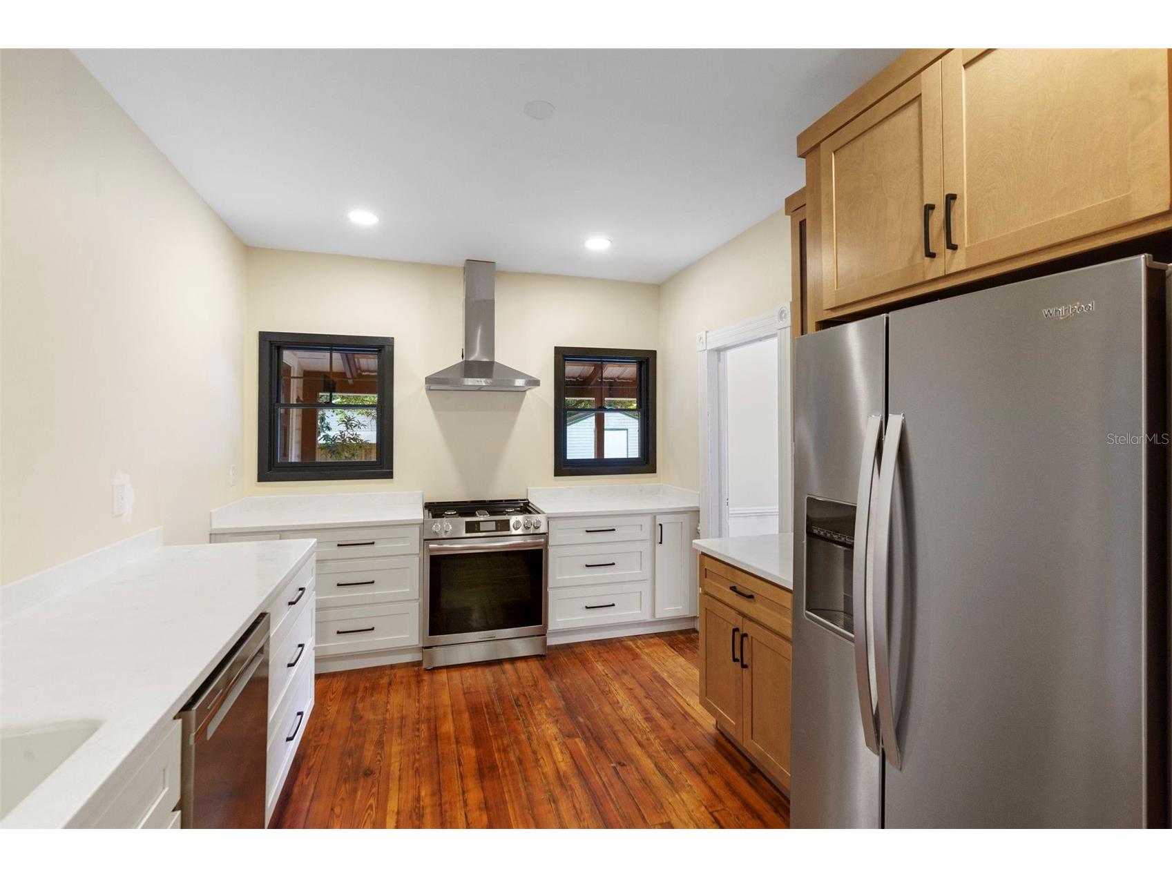 210 W University Avenue Deland FL 32720 V4945577 image14