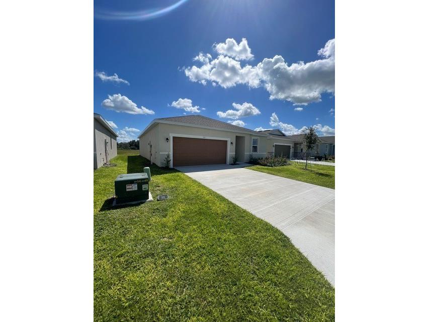 210 Windsor Reserve Drive Eagle Lake FL 33839 OM665936 image1