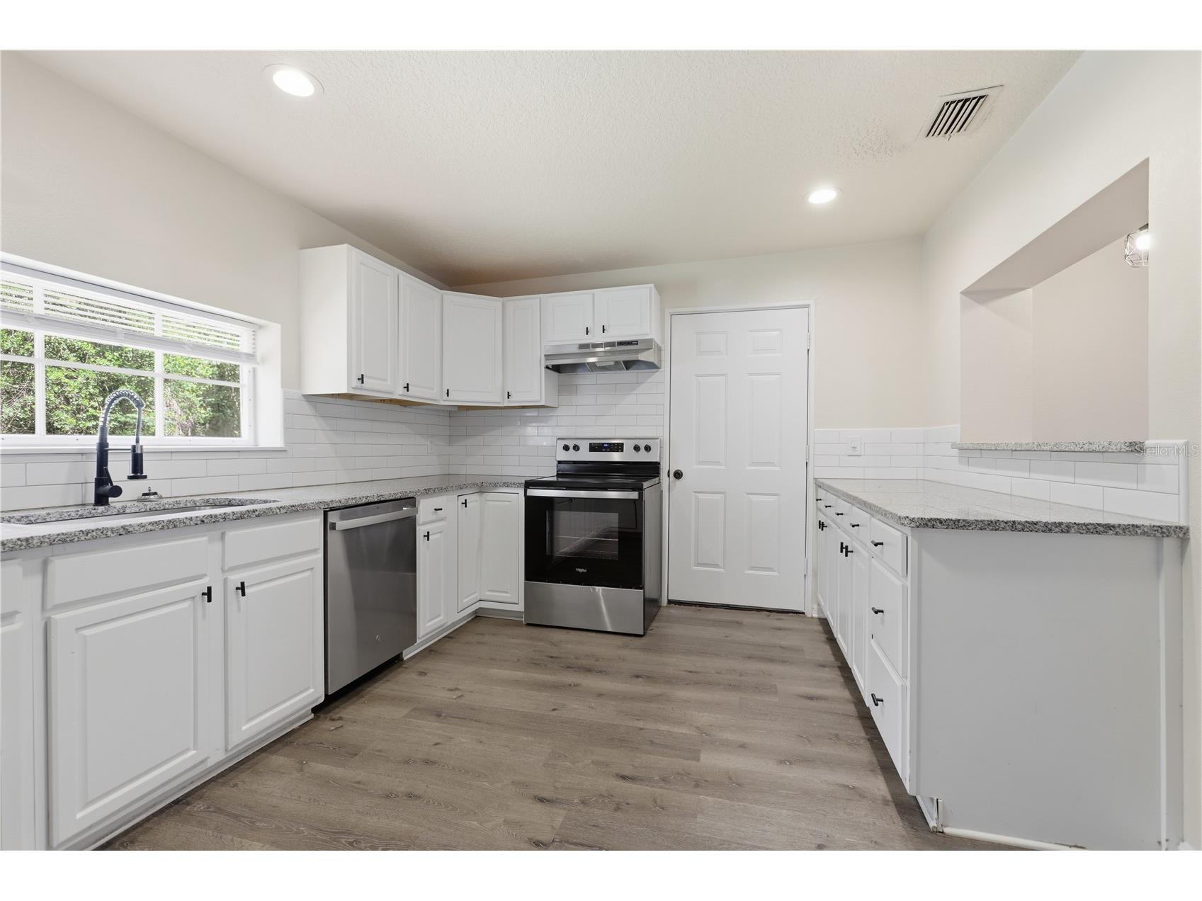 210 Winslow Avenue Deland FL 32724 V4949675 image14