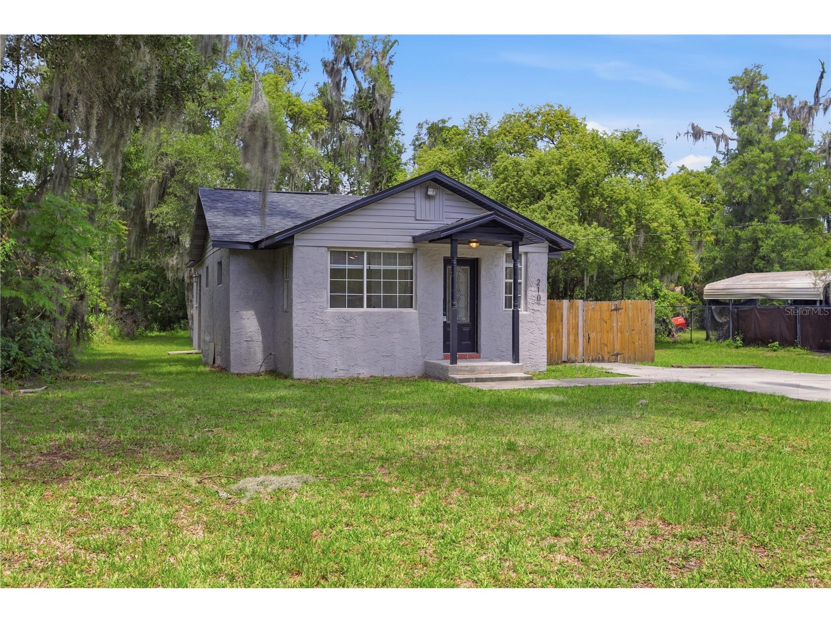 210 Winslow Avenue Deland FL 32724 V4949675 image2