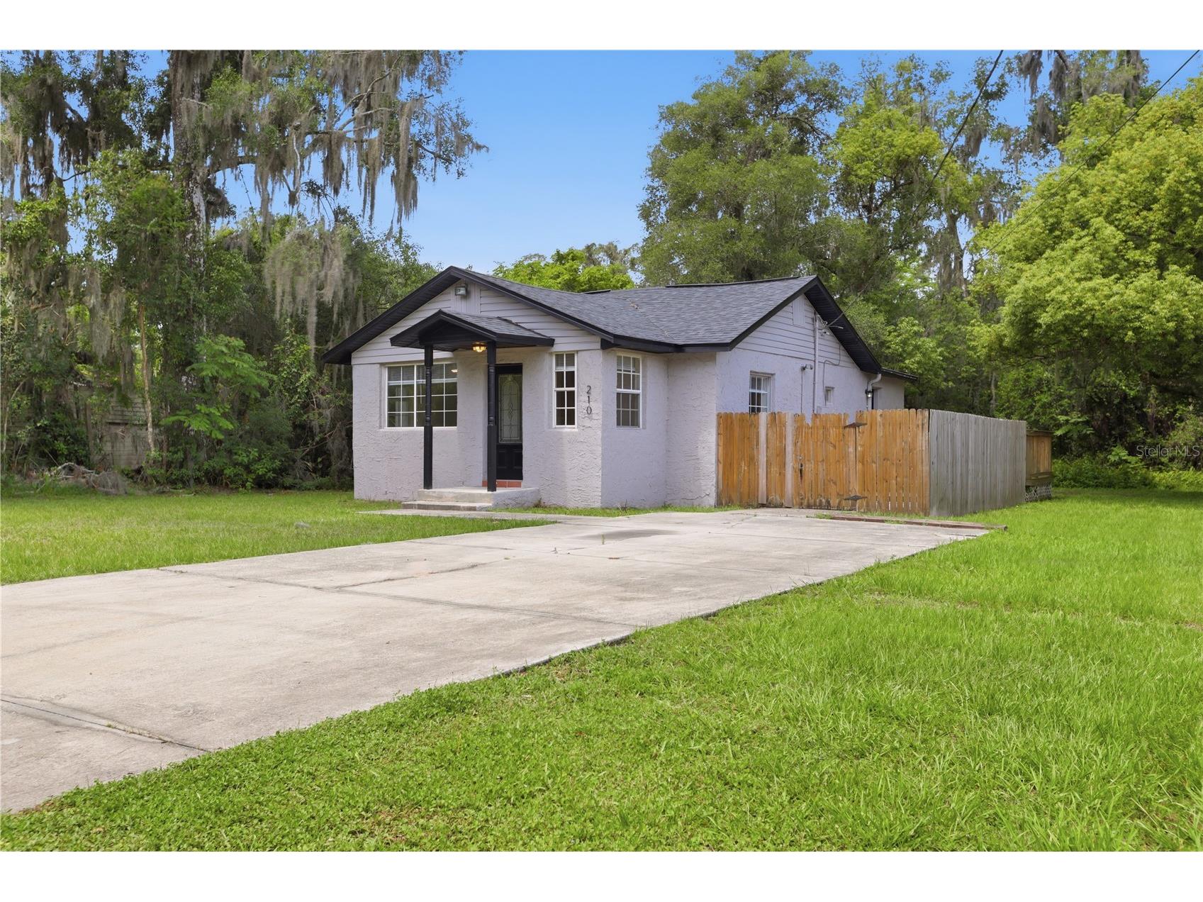 210 Winslow Avenue Deland FL 32724 V4949675 image3