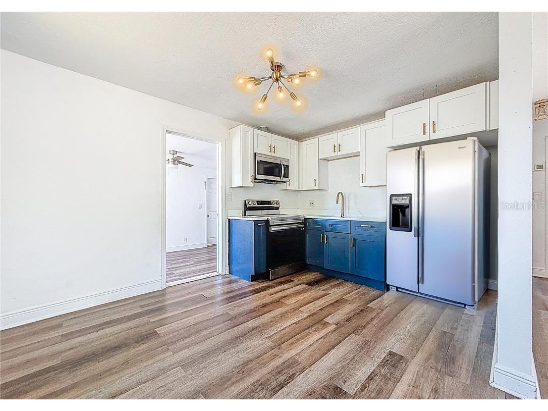 2100 28th Avenue N Saint Petersburg FL 33713 TB8449128 image6