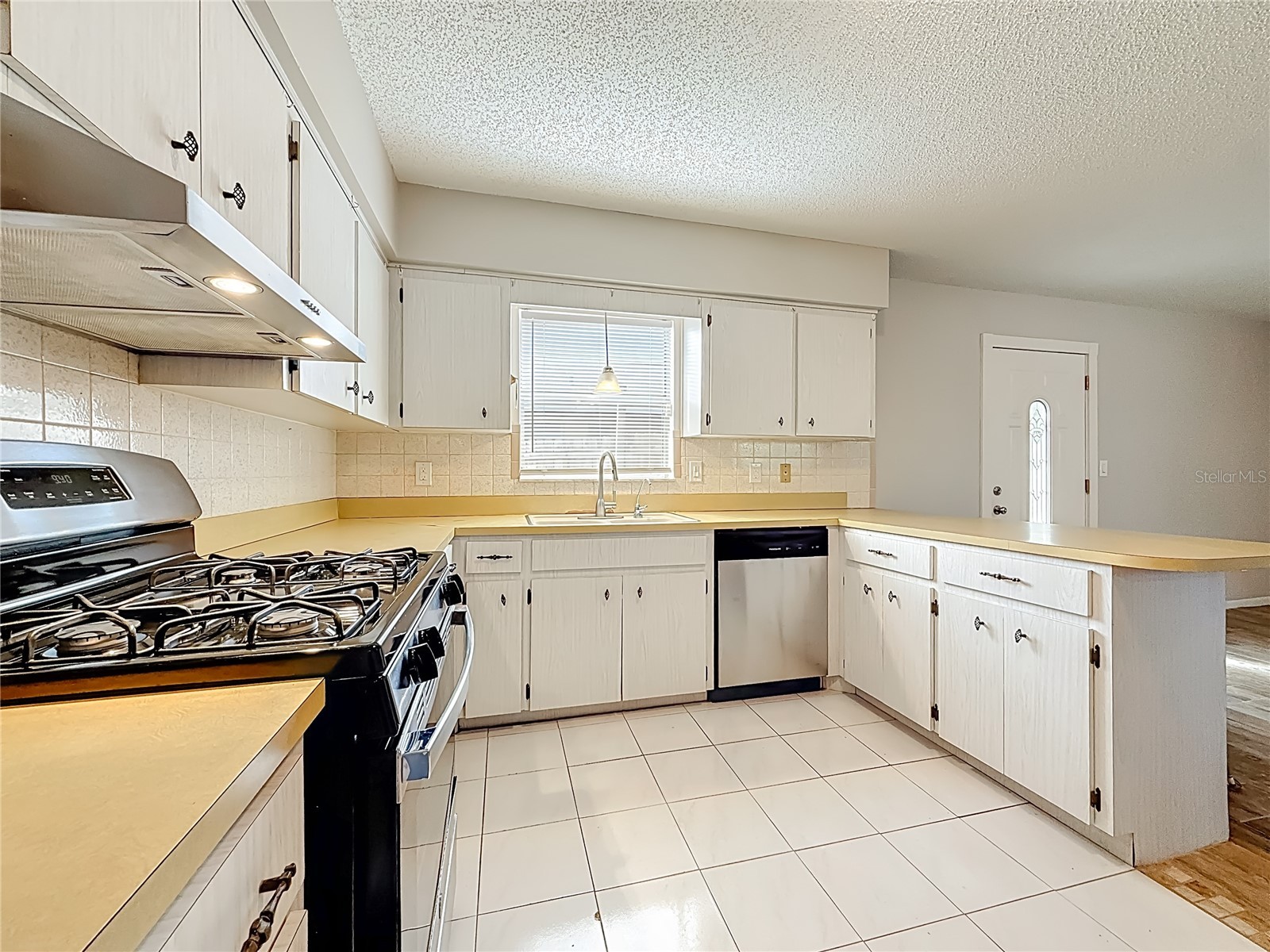 2100 58th Street N Saint Petersburg FL 33710 OM712139 image13