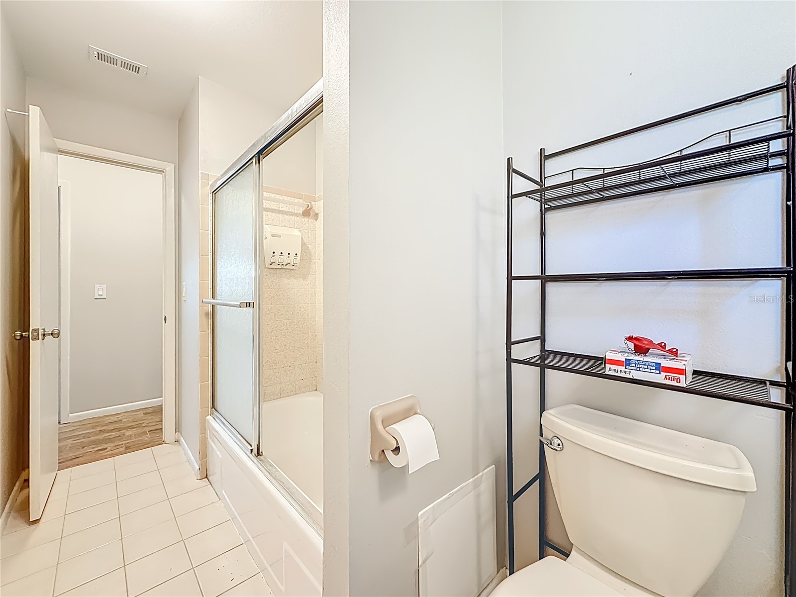 2100 58th Street N Saint Petersburg FL 33710 OM712139 image28