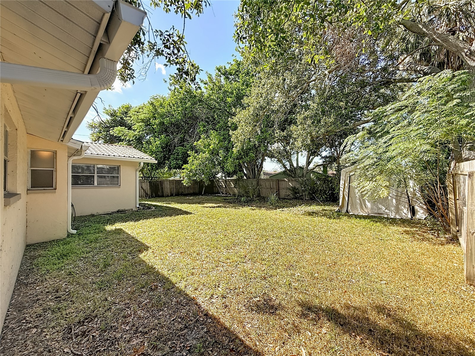 2100 58th Street N Saint Petersburg FL 33710 OM712139 image36