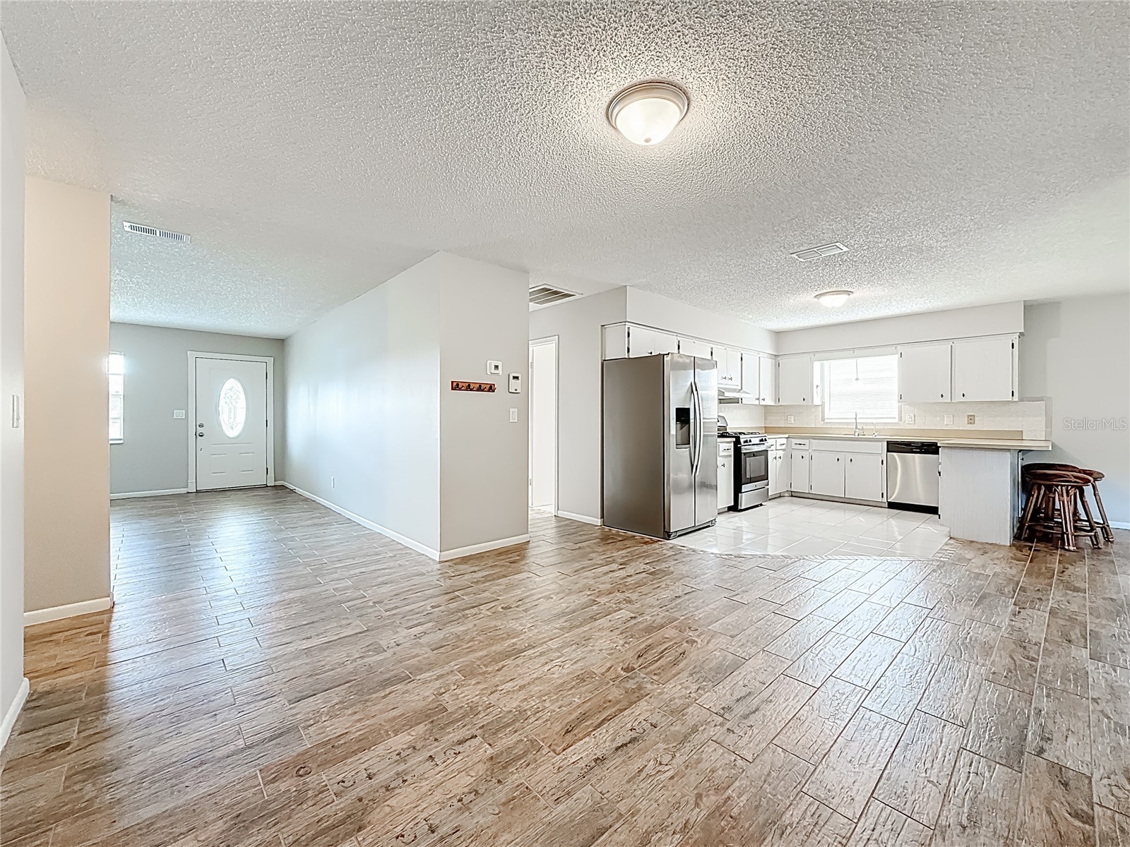 2100 58th Street N Saint Petersburg FL 33710 OM712139 image4