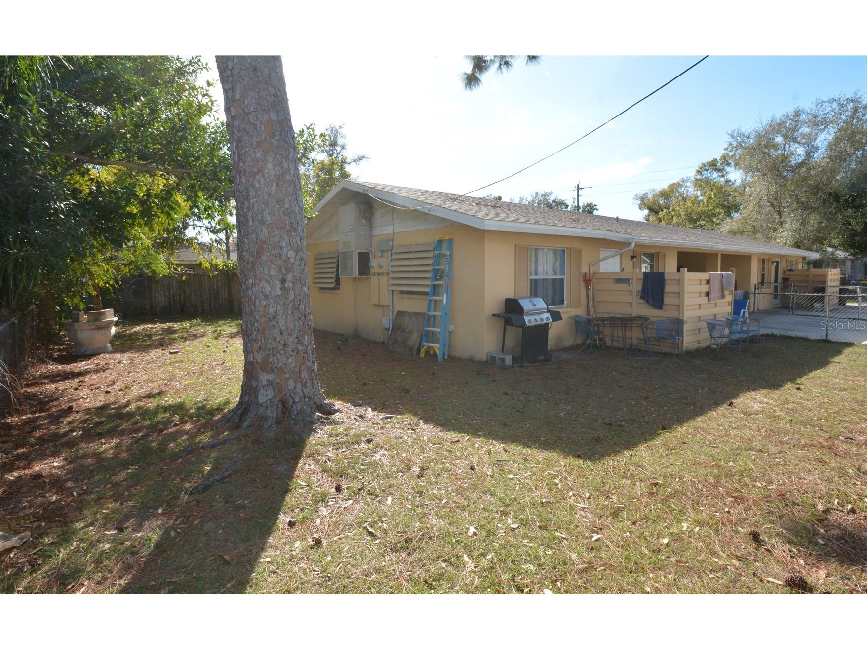 2100 9th Street Sarasota FL 34237 A4677334 image2