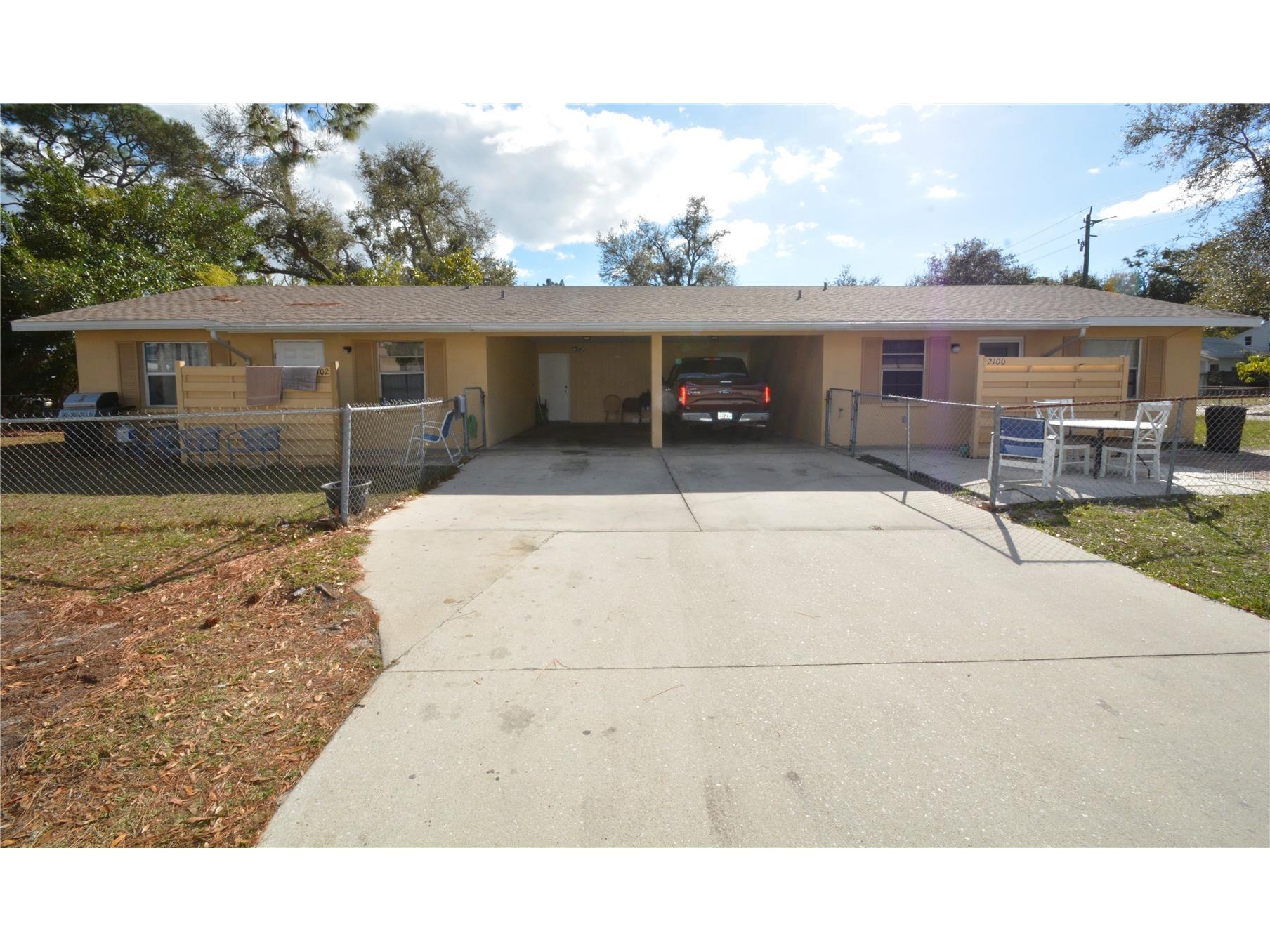 2100 9th Street Sarasota FL 34237 A4677334 image3