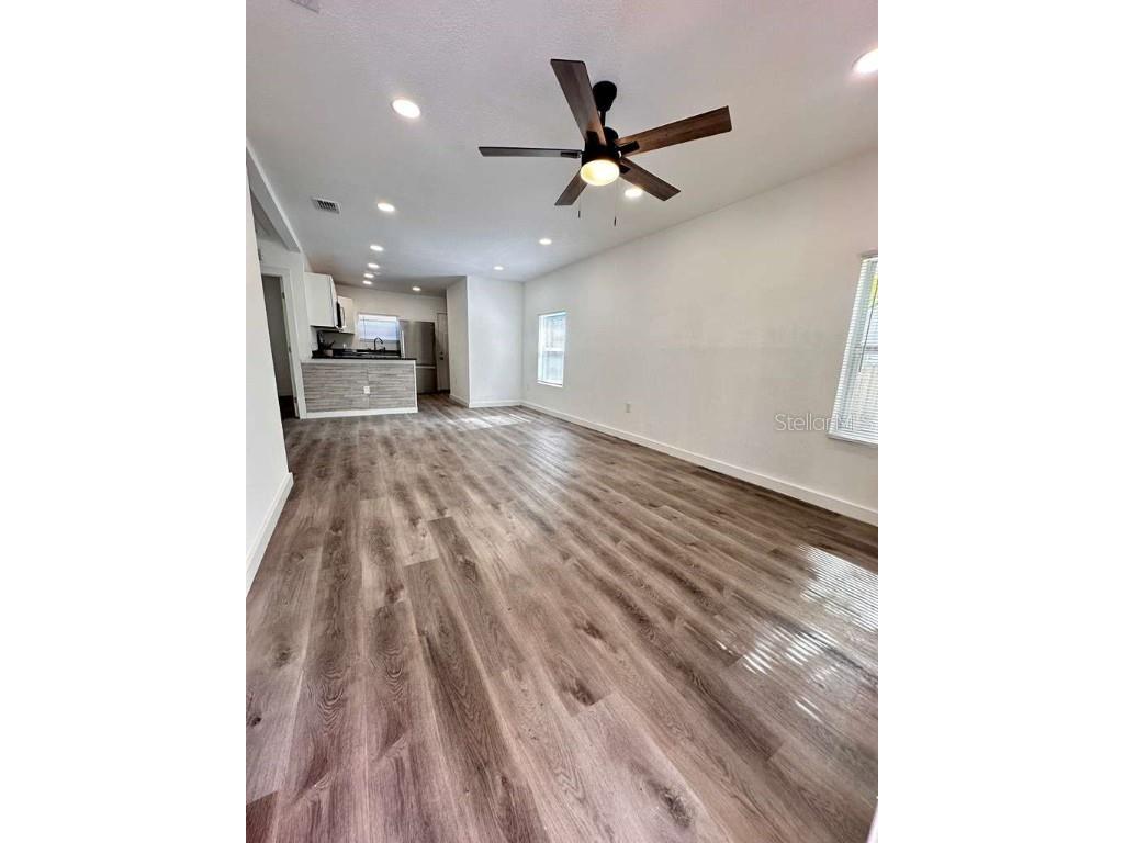 2100 Auburn Street S Saint Petersburg FL 33712 TB8453391 image18