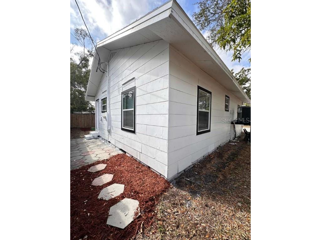 2100 Auburn Street S Saint Petersburg FL 33712 TB8453391 image22