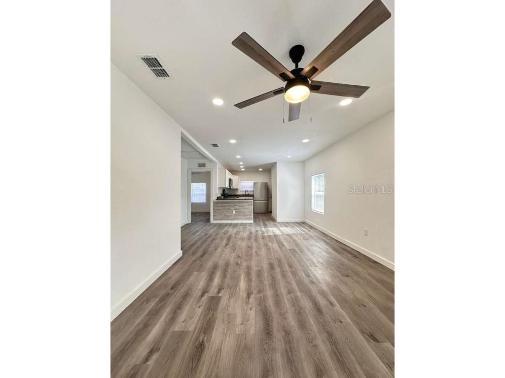 2100 Auburn Street S Saint Petersburg FL 33712 TB8453391 image38