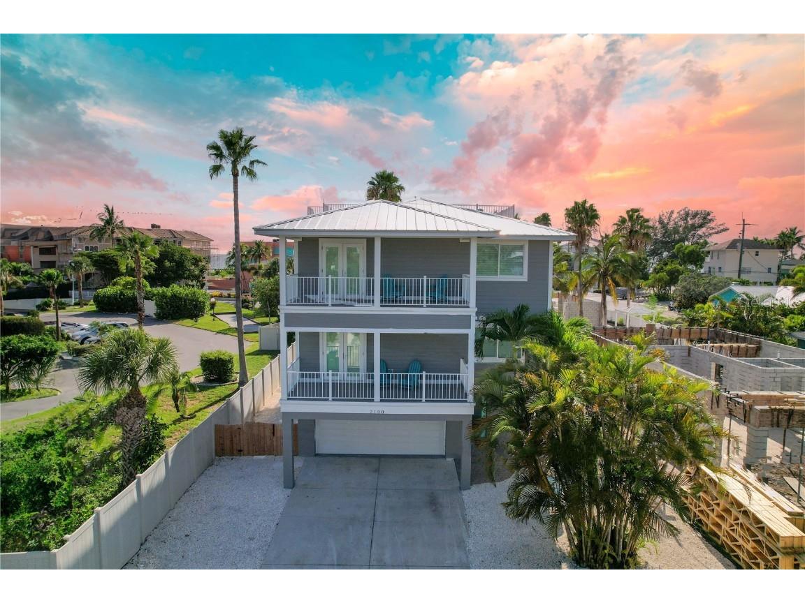 2100 Avenue B Bradenton Beach FL 34217 A4579713 image1