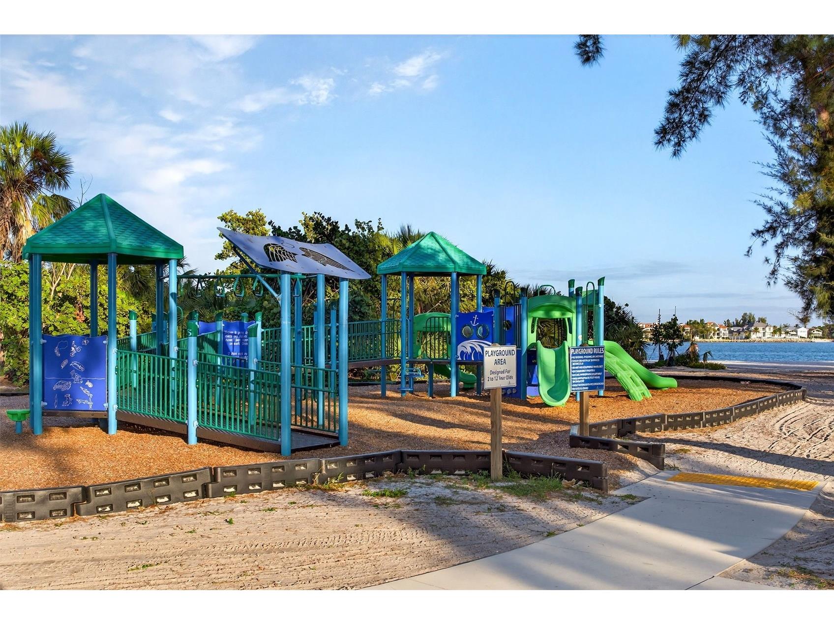 2100 Benjamin Franklin Drive #203 Sarasota FL 34236 A4671669 image25