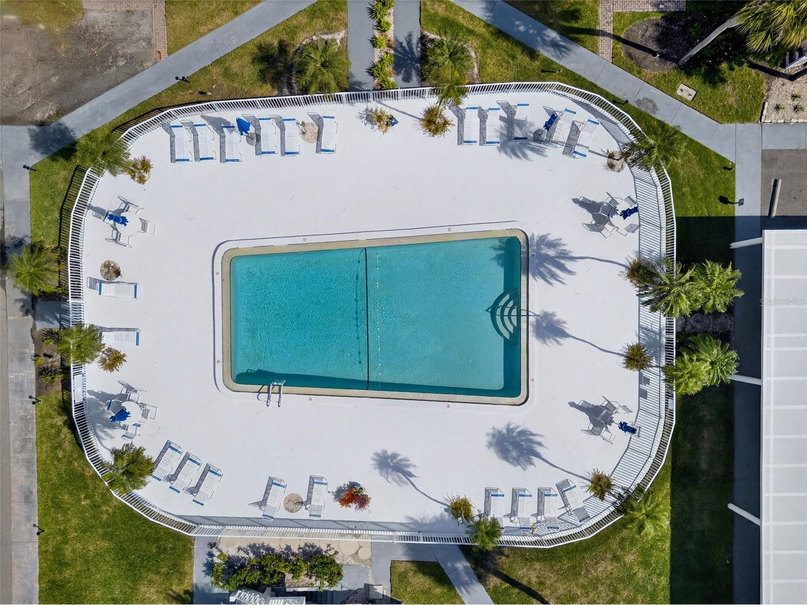 2100 Benjamin Franklin Drive #203 Sarasota FL 34236 A4671669 image7