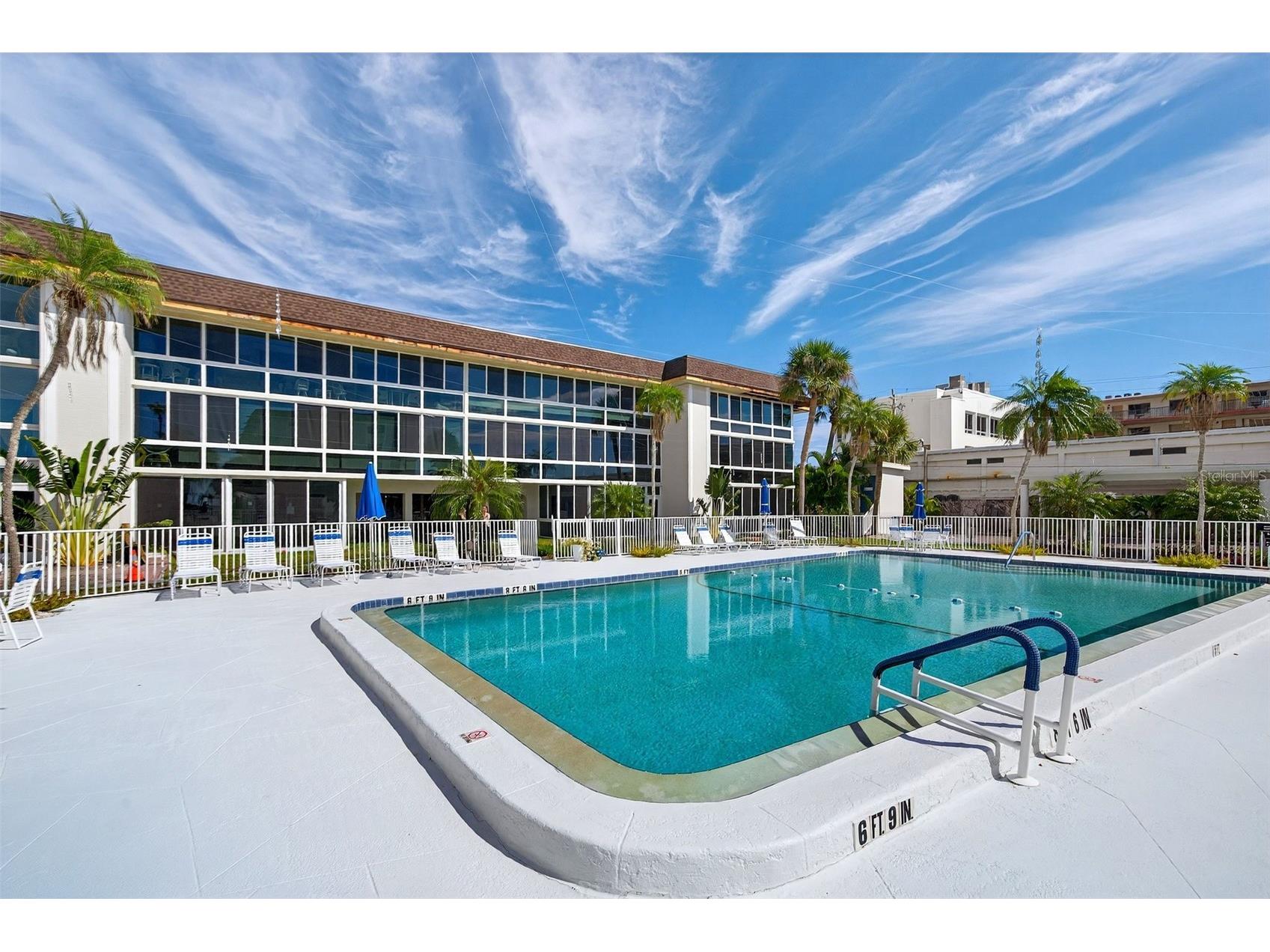 2100 Benjamin Franklin Drive #203 Sarasota FL 34236 A4671669 image8