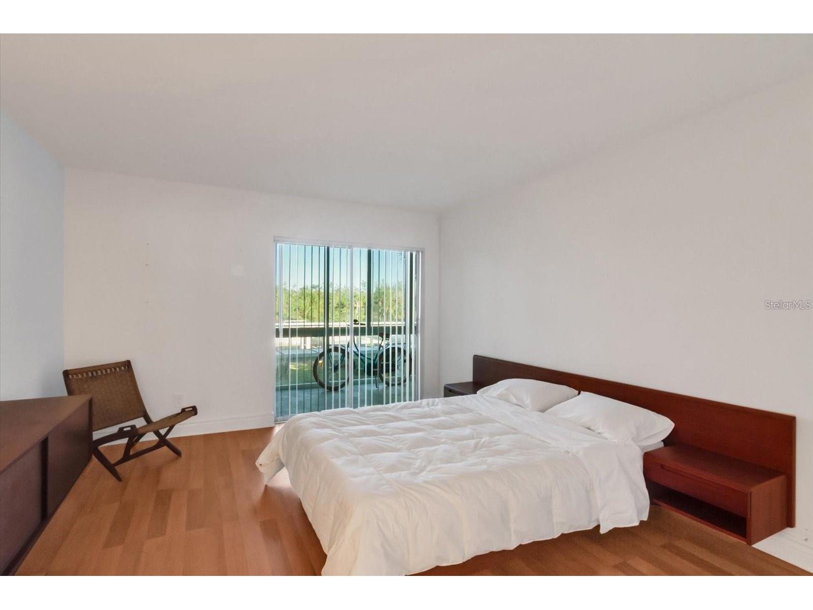 2100 Benjamin Franklin Drive #203 Sarasota FL 34236 A4688842 image11