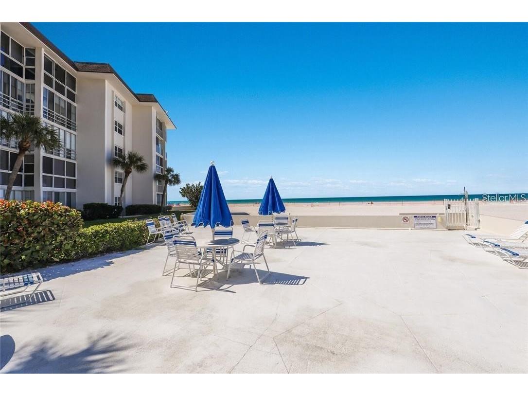 2100 Benjamin Franklin Drive #203 Sarasota FL 34236 A4688842 image5