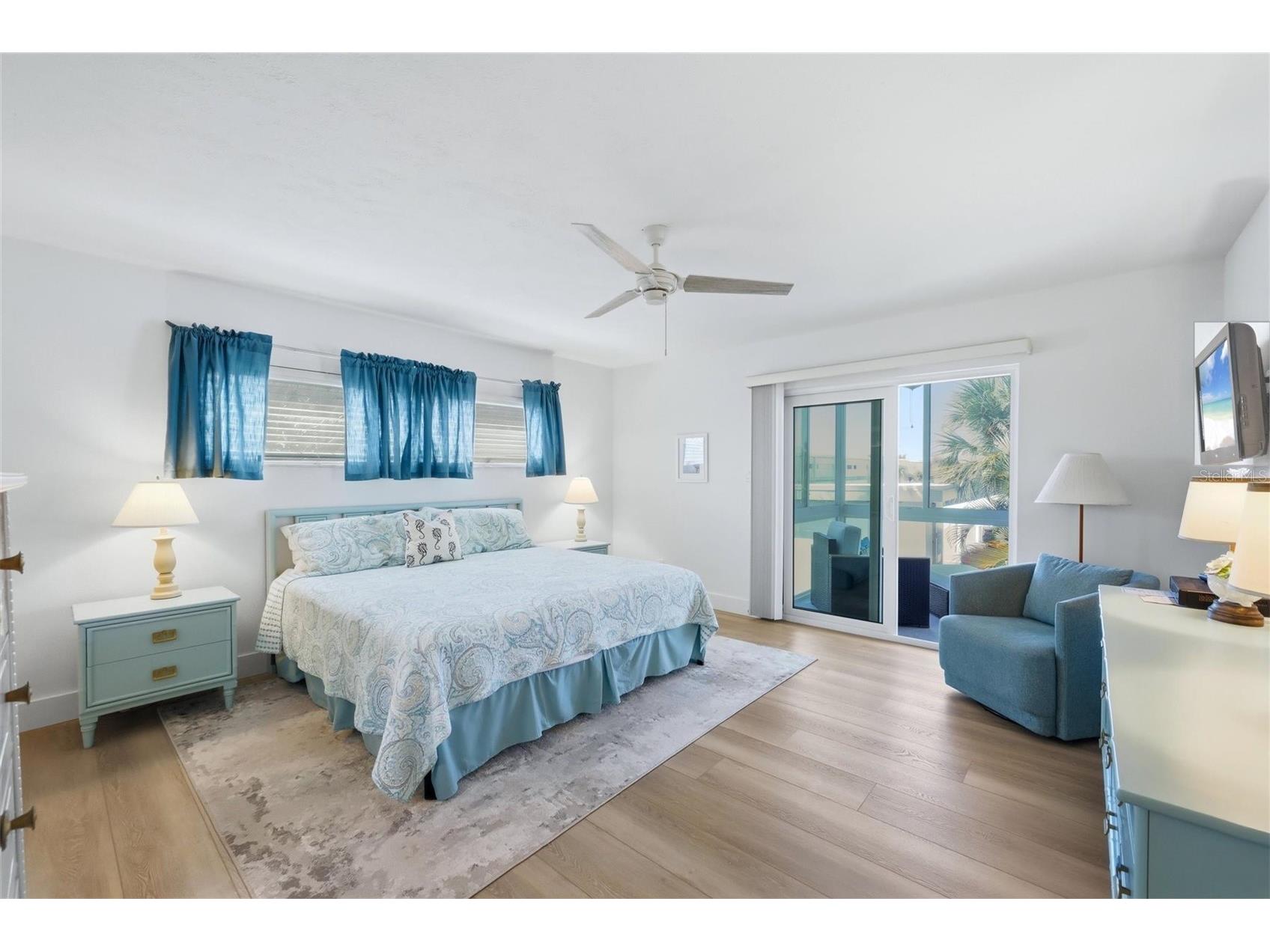 2100 Benjamin Franklin Drive #205 Sarasota FL 34236 A4690613 image18