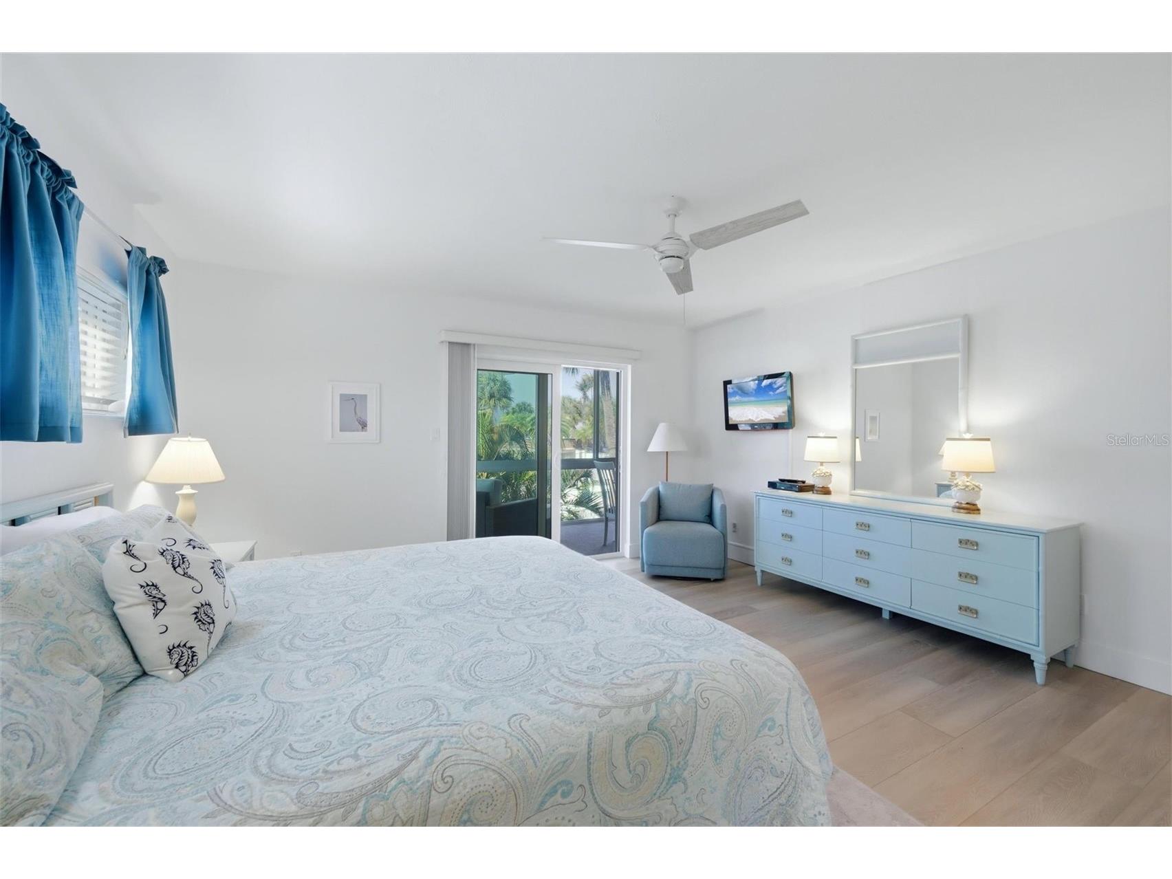 2100 Benjamin Franklin Drive #205 Sarasota FL 34236 A4690613 image19