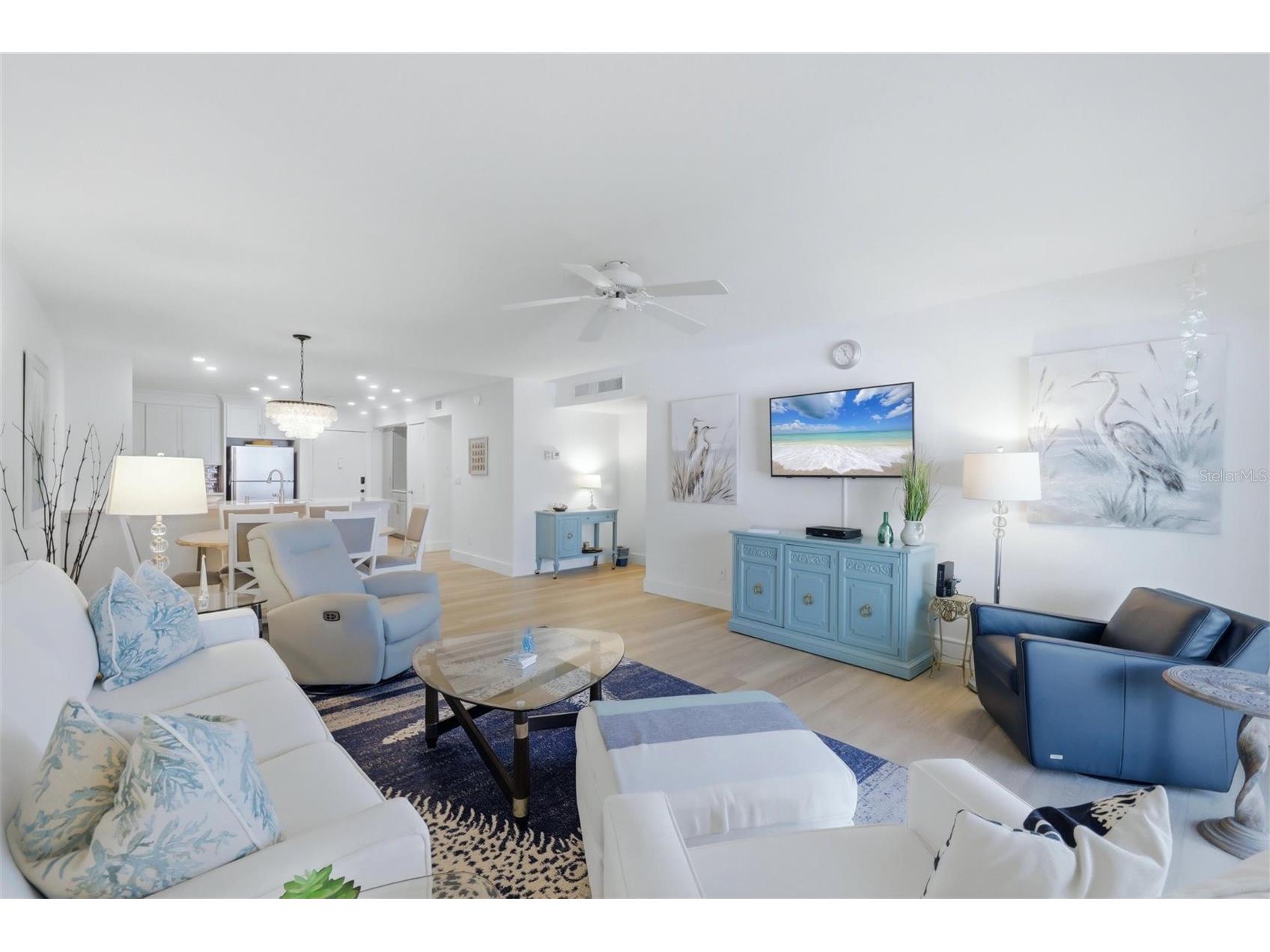 2100 Benjamin Franklin Drive #205 Sarasota FL 34236 A4690613 image9