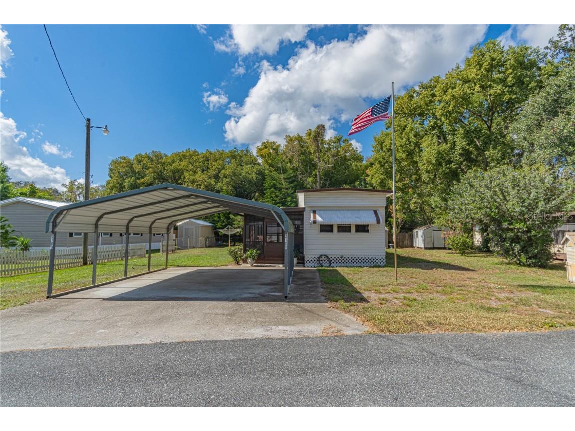 2100 Cr 452 Lake Panasoffkee FL 33538 G5088922 image1