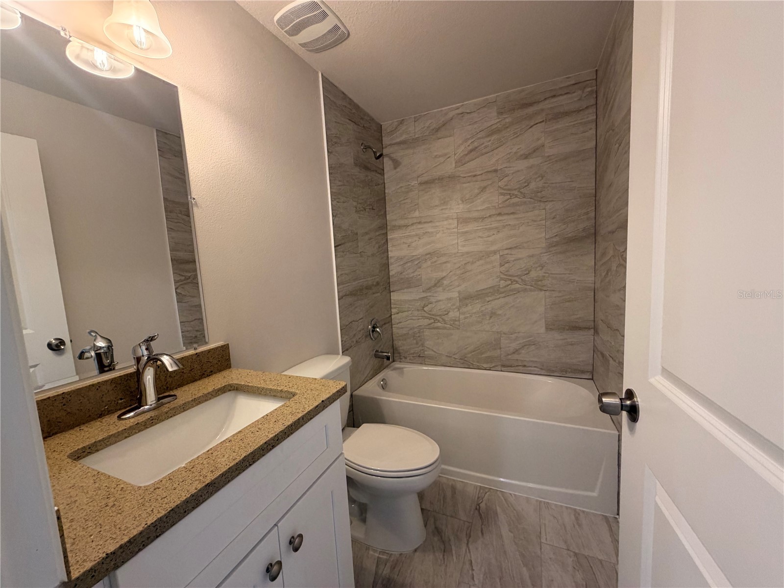 2100 Hilton Street Port Charlotte FL 33948 D6148126 image6