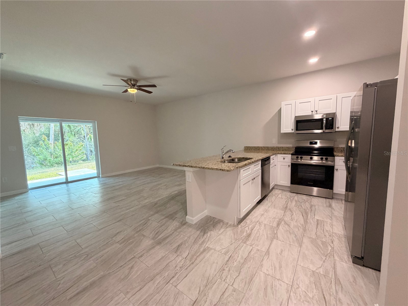 2100 Hilton Street Port Charlotte FL 33948 D6148126 image8
