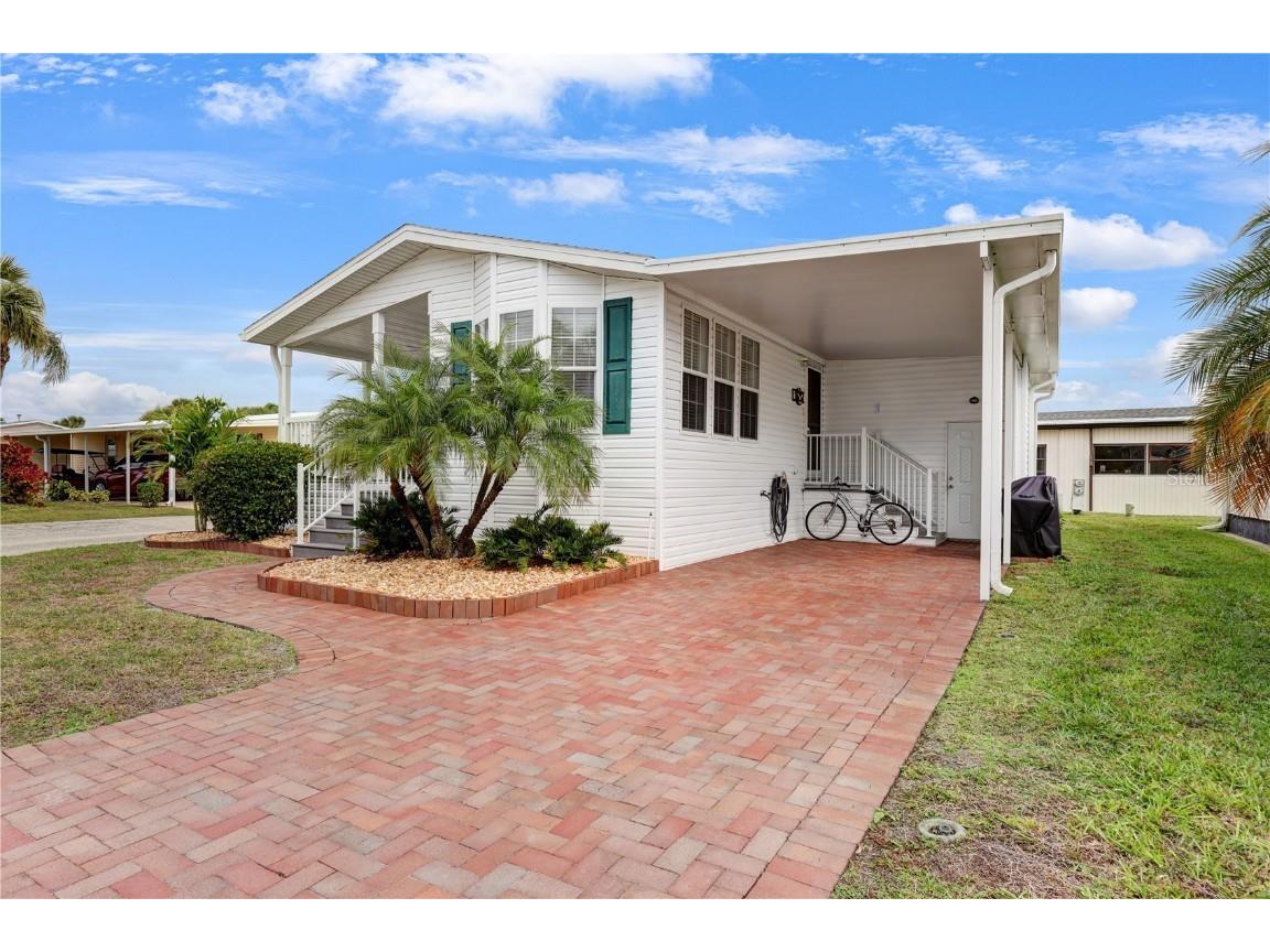 2100 Kings Highway #1105 Port Charlotte FL 33980 C7487475 image1