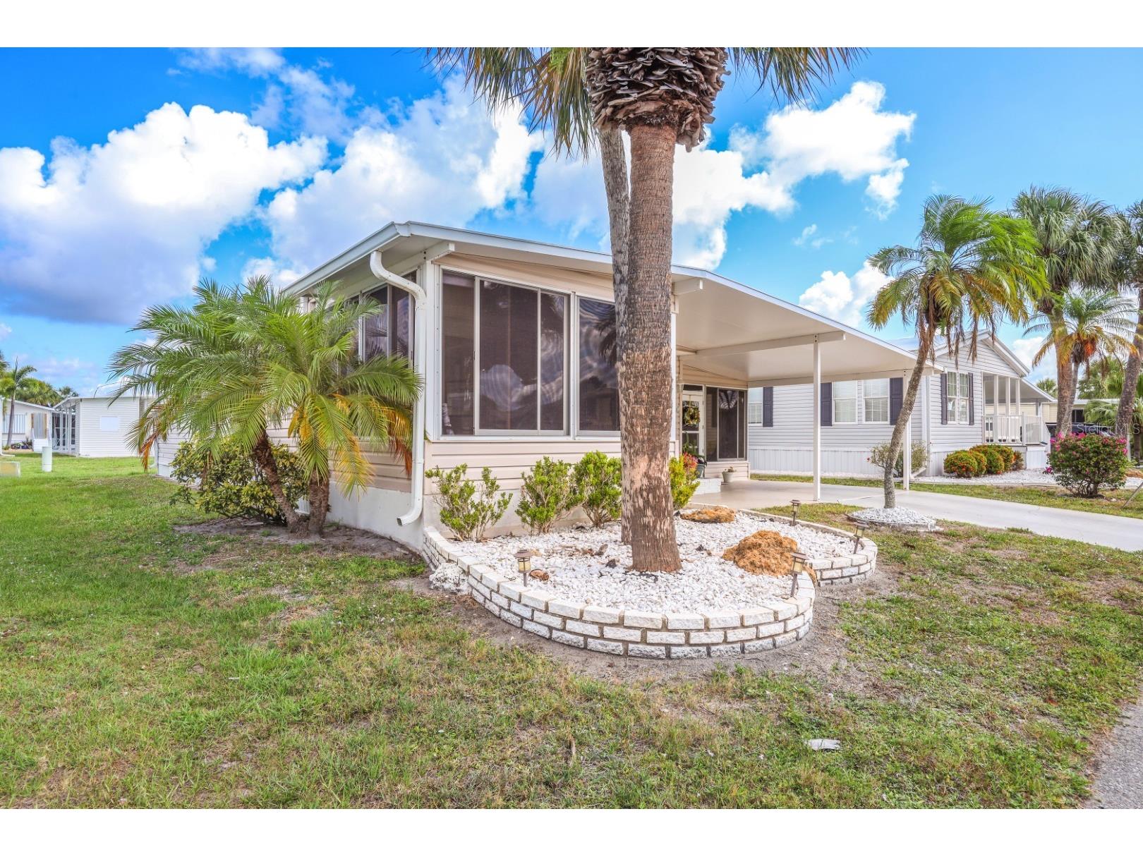 2100 Kings Highway #137 Port Charlotte FL 33980 C7526277 image4