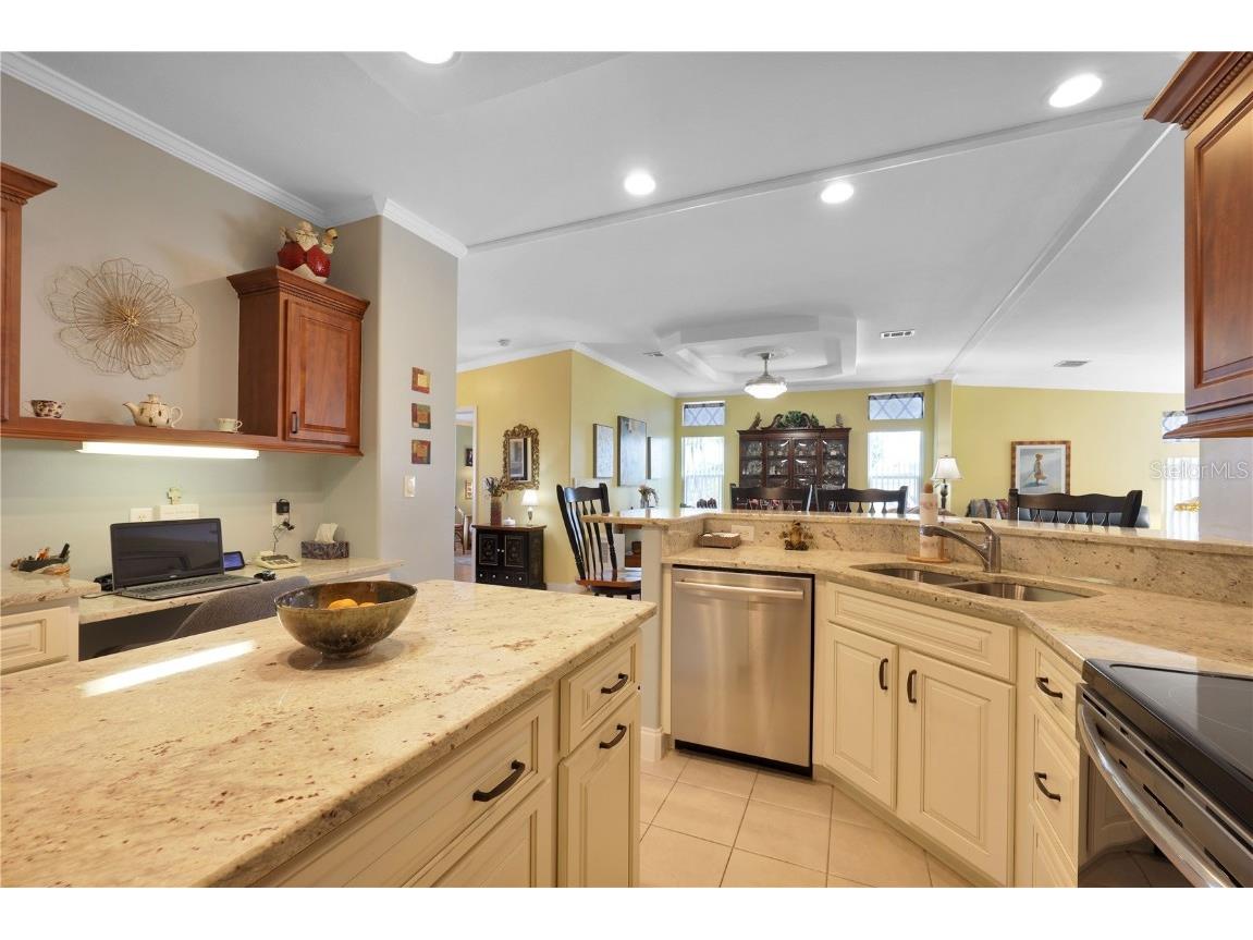 2100 Kings Highway #19 Port Charlotte FL 33980 C7516849 image13