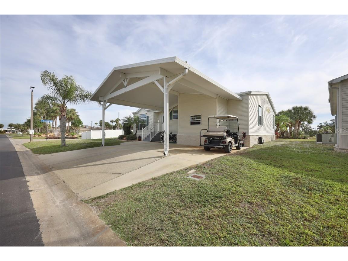 2100 Kings Highway #19 Port Charlotte FL 33980 C7516849 image6