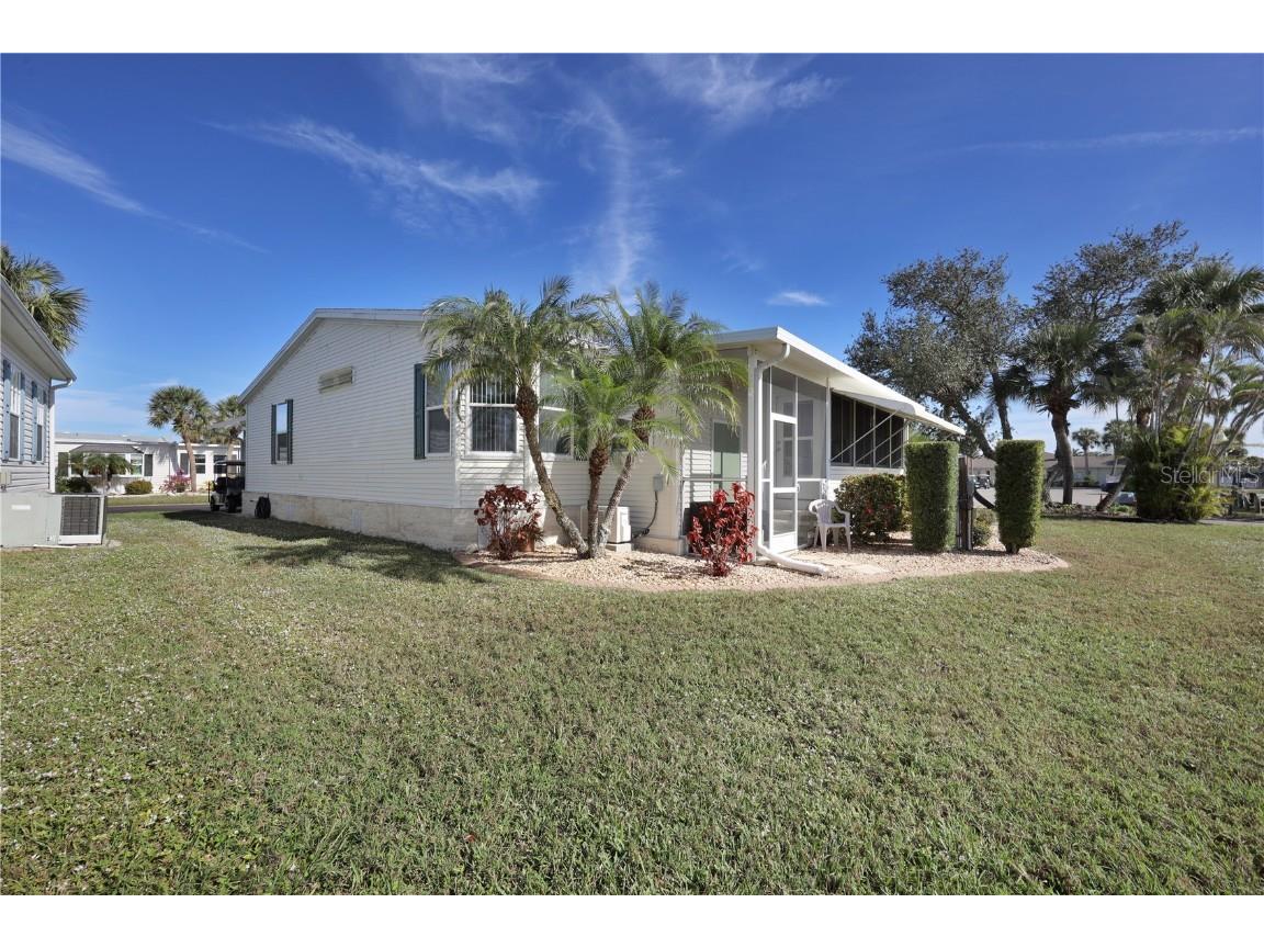 2100 Kings Highway #19 Port Charlotte FL 33980 C7516849 image7