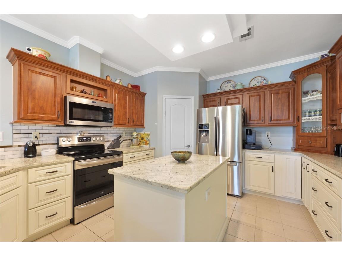 2100 Kings Highway #19 Port Charlotte FL 33980 C7516849 image8