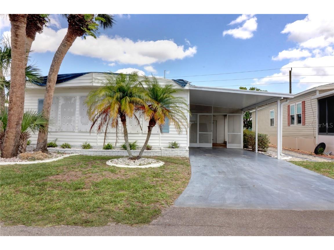 2100 Kings Highway #218 Port Charlotte FL 33980 C7475363 image1