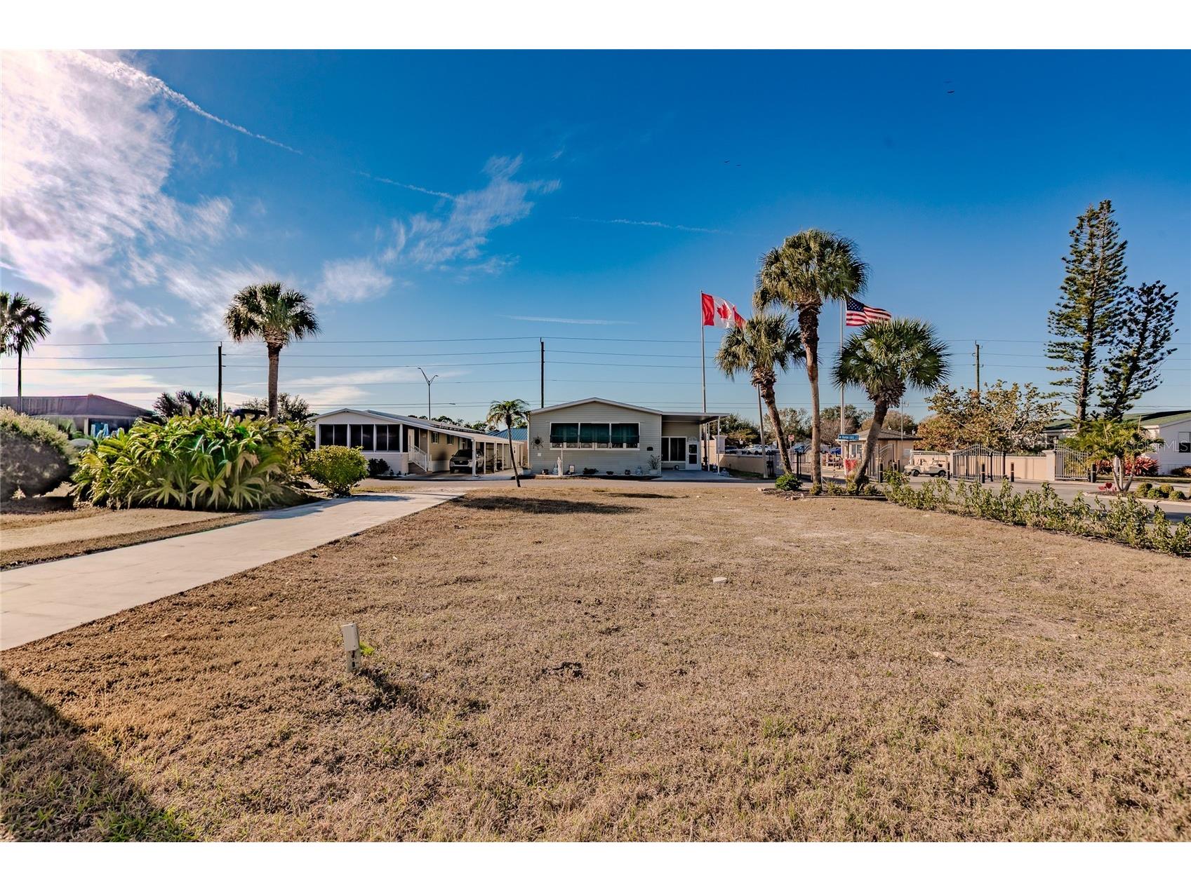 2100 Kings Highway #28 Port Charlotte FL 33980 C7521185 image3