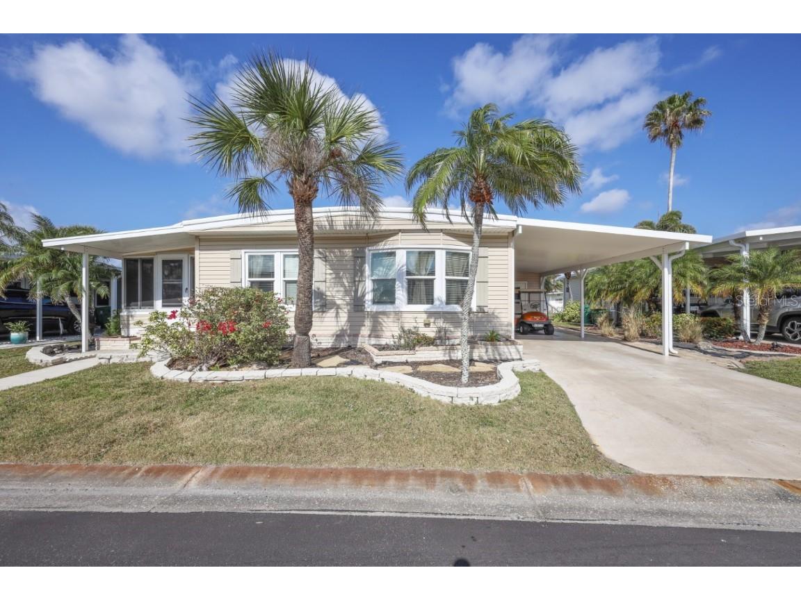 2100 Kings Highway #305 Port Charlotte FL 33980 C7505759 image1