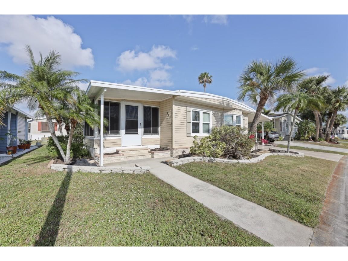 2100 Kings Highway #305 Port Charlotte FL 33980 C7505759 image3