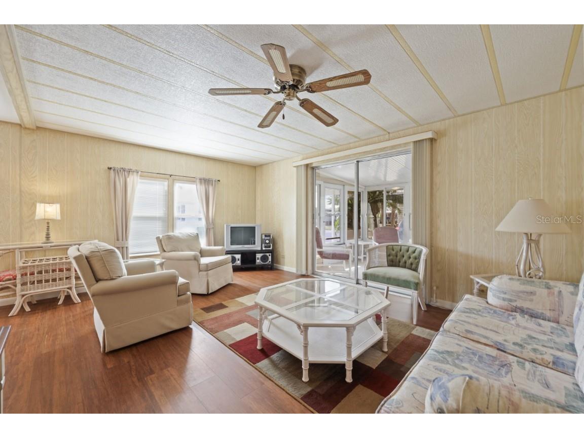 2100 Kings Highway #305 Port Charlotte FL 33980 C7505759 image8